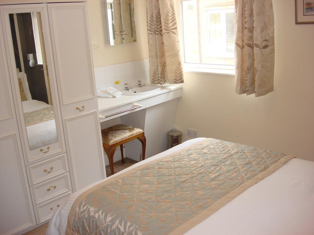 Yellow Mountain Hotel Скегнесс Номер фото